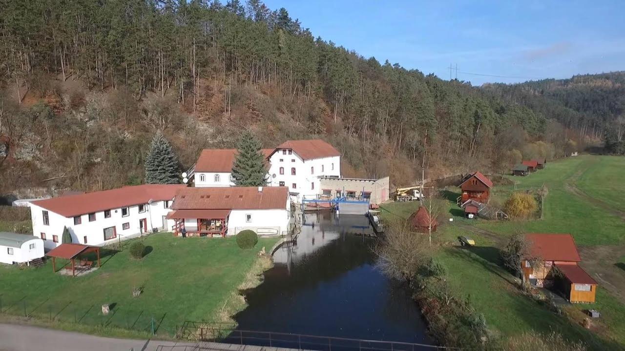 HrebecnikyCechuv Mlyn公寓 外观 照片